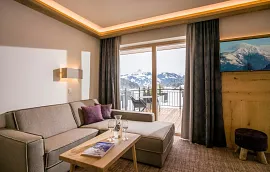 hotel_zentral_kirchberg_suite_505_hohe_salve_2.jpg