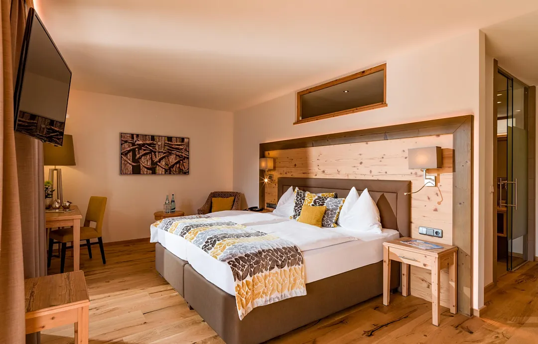 hotel_zentral_stoecklfeld_7_kirchberg_10_2024_suite_422_fleckalm.jpg